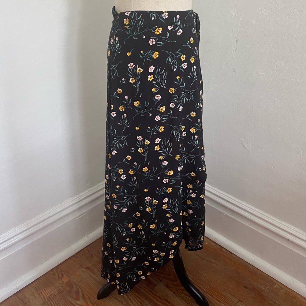 H&M Black Floral Wrap Skirt